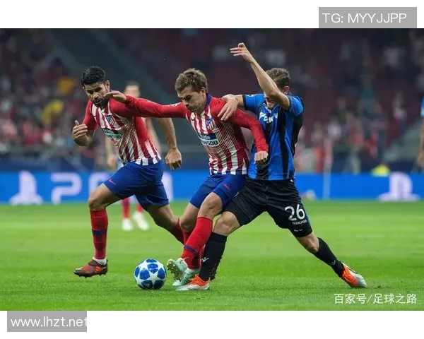 足球明星膝盖受伤真实照片曝光引发球迷热议与关注